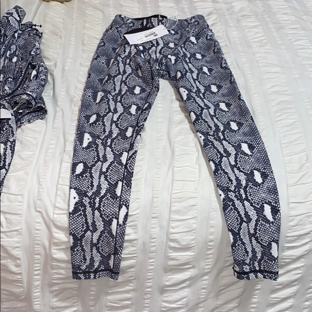 Kith Python Matching Crop Top & Leggings - Picture 4 of 4